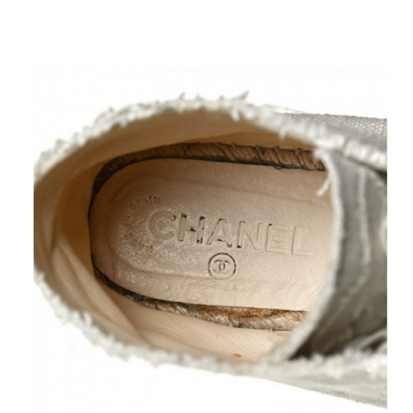 Chanel Lace Up High Top Espadrilles sz 40 beige black - Picture 8 of 9